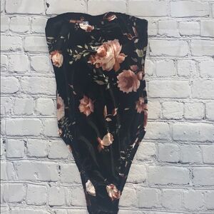 Urban Outfitters Black Floral Velvet Strapless Rose Print Bodysuit